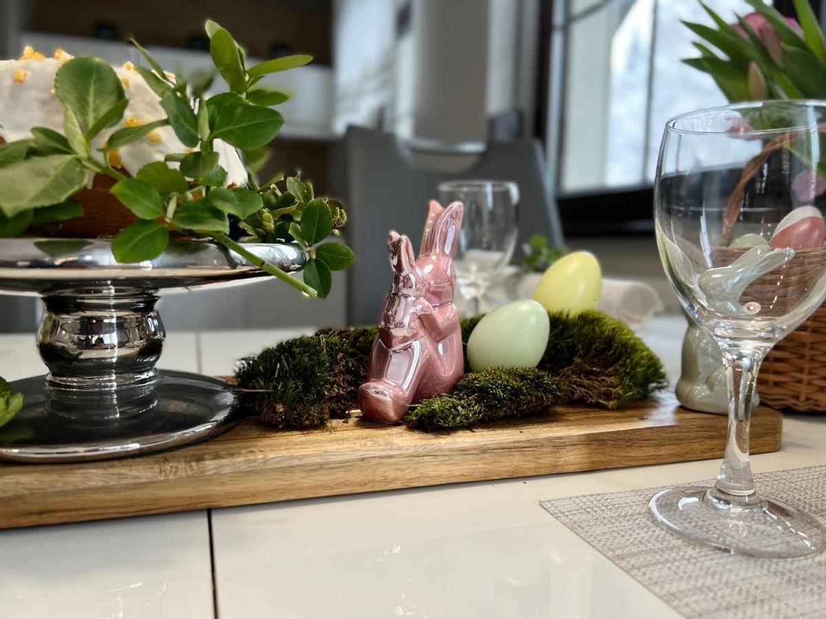 Apartment Viking Valley Suite: Garden Terrace, Garage & Wellness Access *