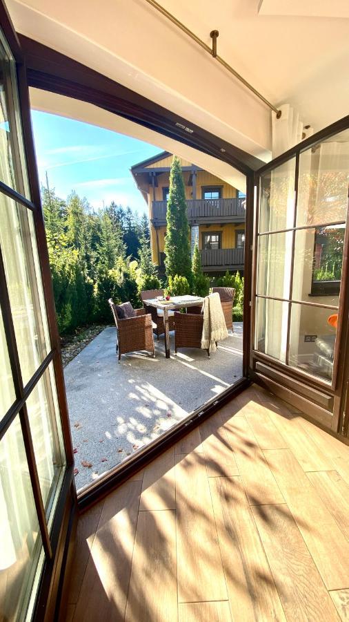 Viking Valley Suite: Garden Terrace, Garage & Wellness Access