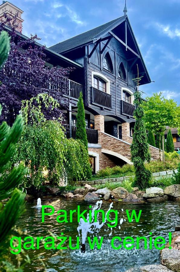 Viking Valley Suite: Garden Terrace, Garage & Wellness Access