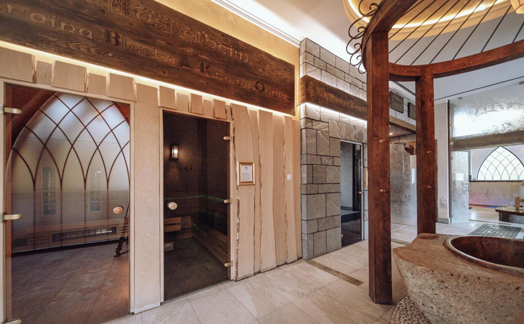 Apartment Viking Valley Suite: Garden Terrace, Garage & Wellness Access Szklarska Poreba