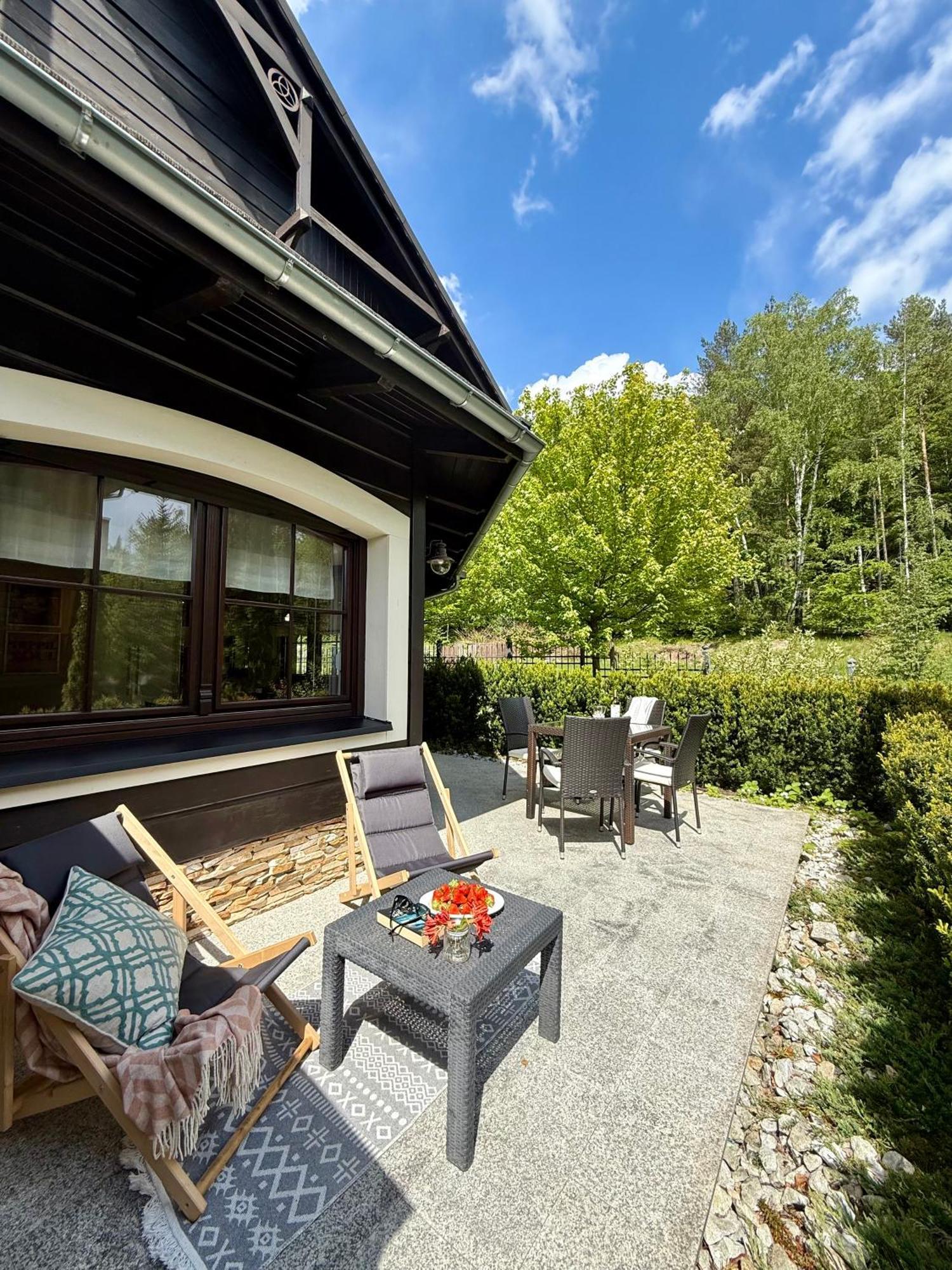 Viking Valley Suite: Garden Terrace, Garage & Wellness Access * Szklarska Poreba